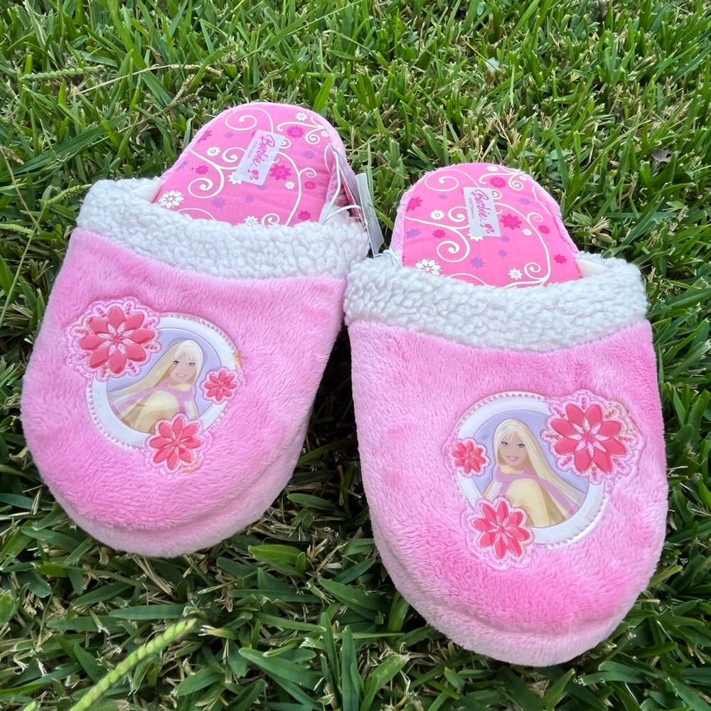 2007 Barbie Pink and White Floral Slippers